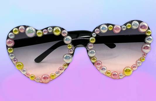 Ombré Heart Sunglasses (black/pink) with Gems around the frame